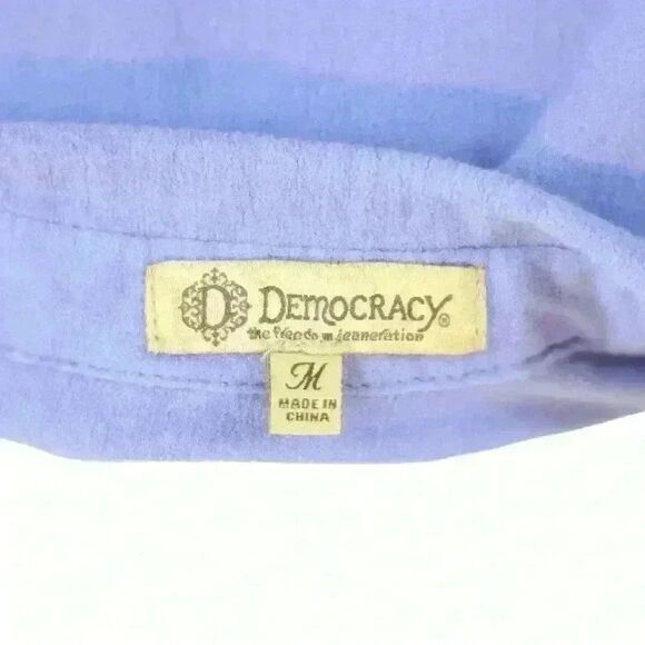 VINTAGE Democracy Blue Rolled Sleeve Pullover Shirt Size Medium - Picture 4 of 7